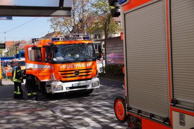 Stuttgart-Ost: CO Warnung in Bank loest Feuerwehreinsatz aus 